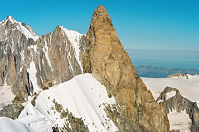 Aire de bivouac du refuge d'Arrémoulit