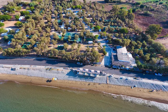 Camping Methoni