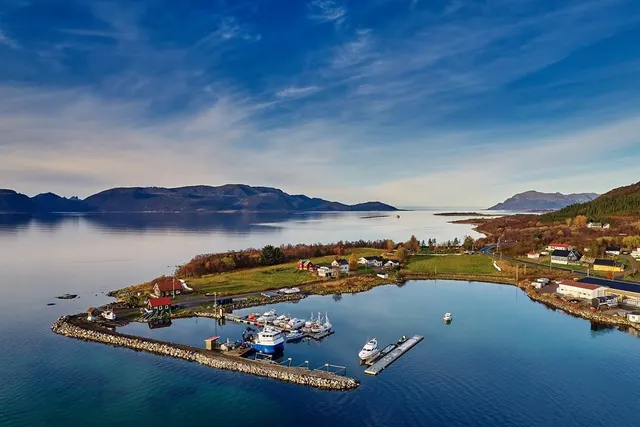 Maurnes småbåthavn