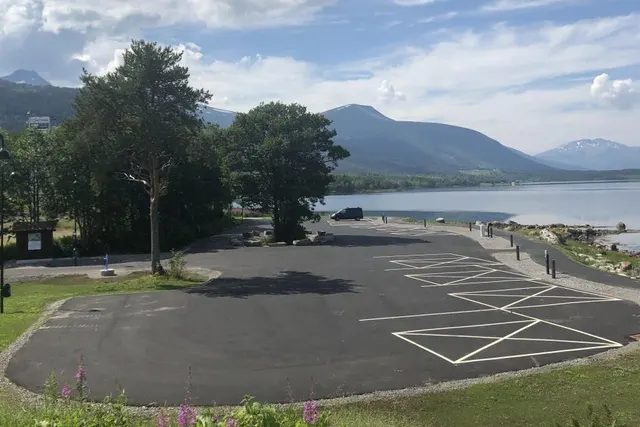 Vestnes bobil- og rasteplass