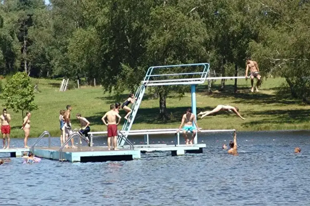 Camping Domaine Du Lac De Miel